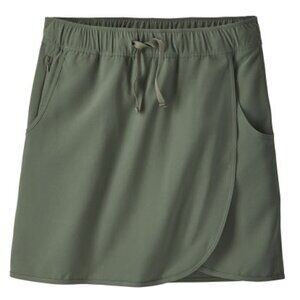 Patagonia Women's Fleetwith Skort in Kale Green Size Small